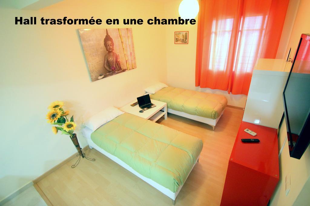 Stopbarcelona Universidad Apartments Ruang foto